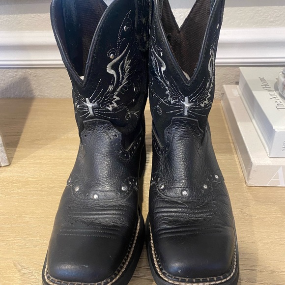 Justin’s Andra 8" Western Cowgirl Boots Sz 9 - Good Condition! - Picture 3 of 8